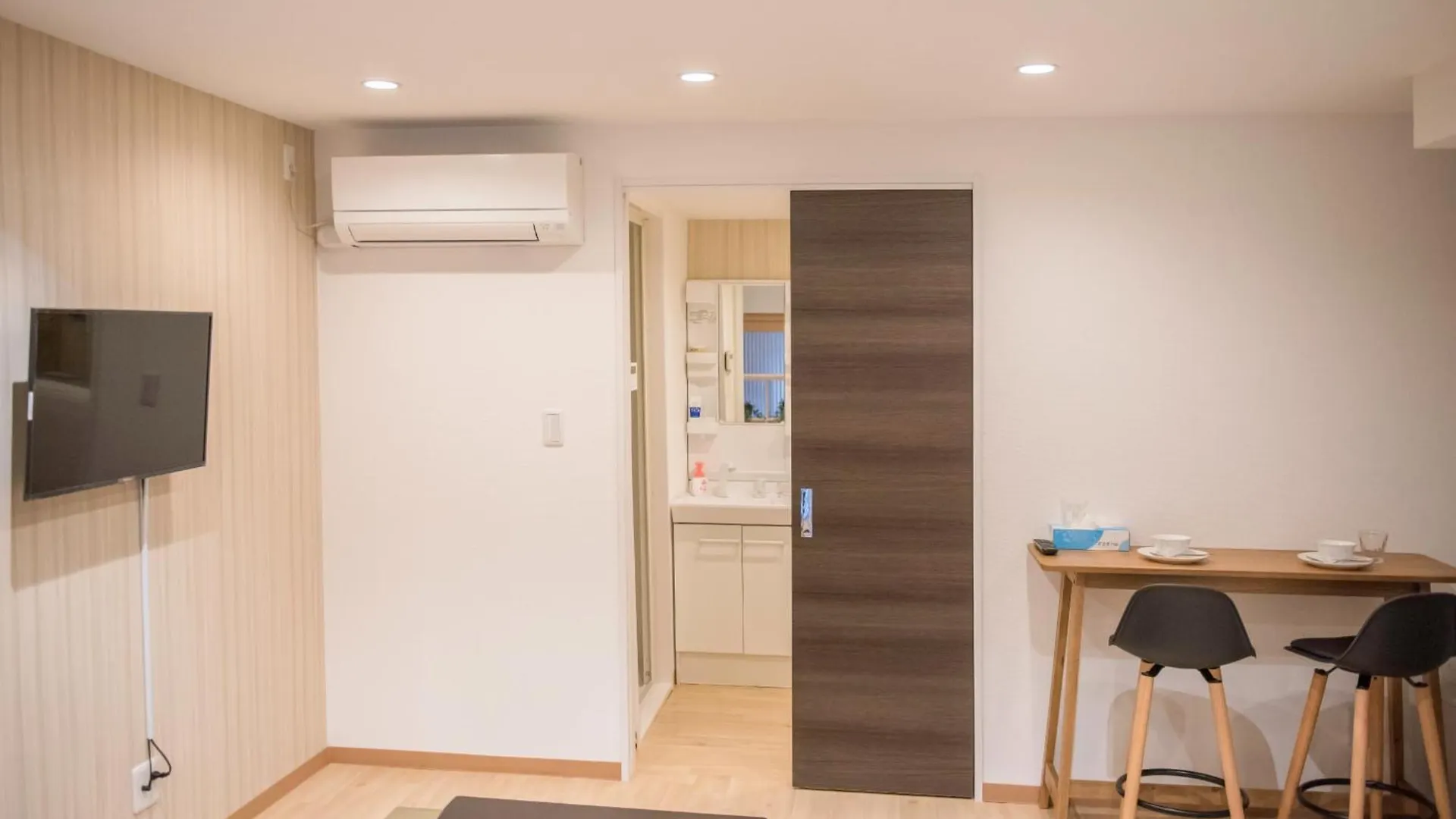 Stayhome Osaka 4Ppl House 2Min-Station 2Stop-Namba 0*,  Japan
